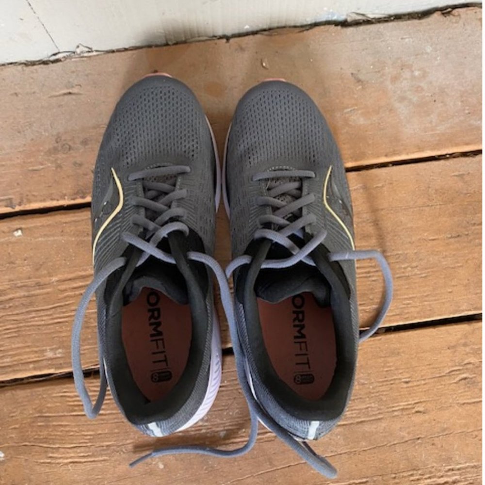 Saucony Guide 14, women's 9.5 Wide